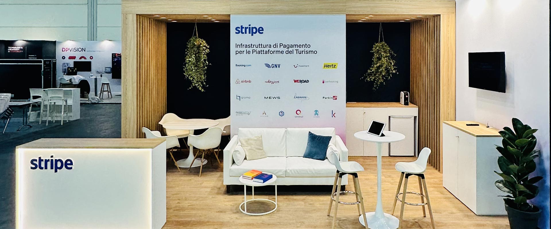 Foto dello stand progettato da ATC per il TTG Travel Experience 2025